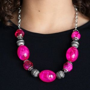Paparazzi Ice Melt Pink Necklace 💗
